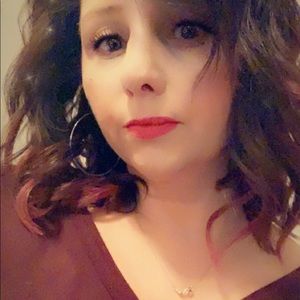 Meet your Posher, Stacy